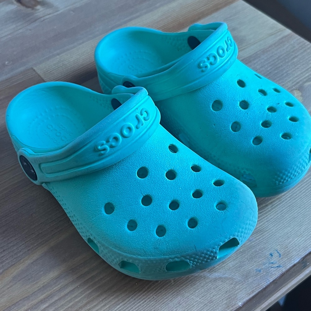 Used crocs